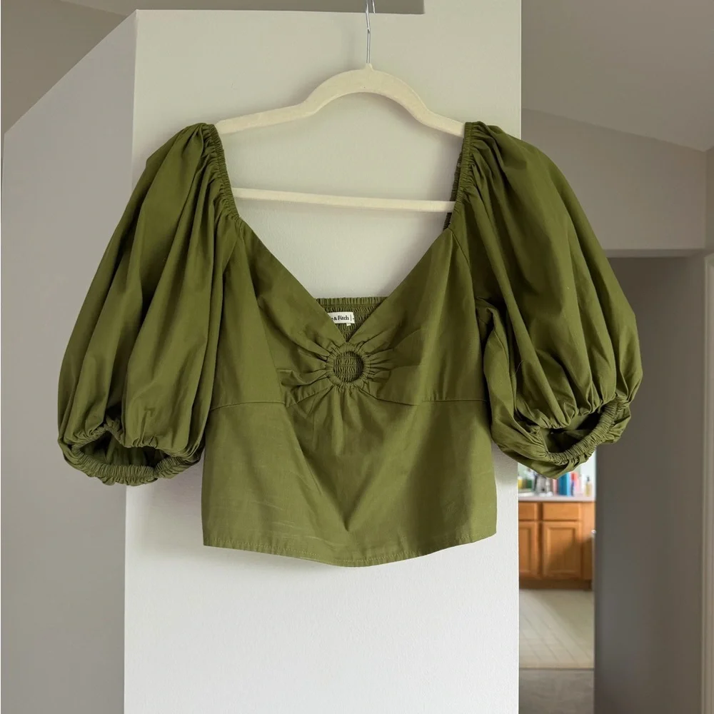 Abercrombie & Fitch Olive Green Puff Sleeve Crop Top